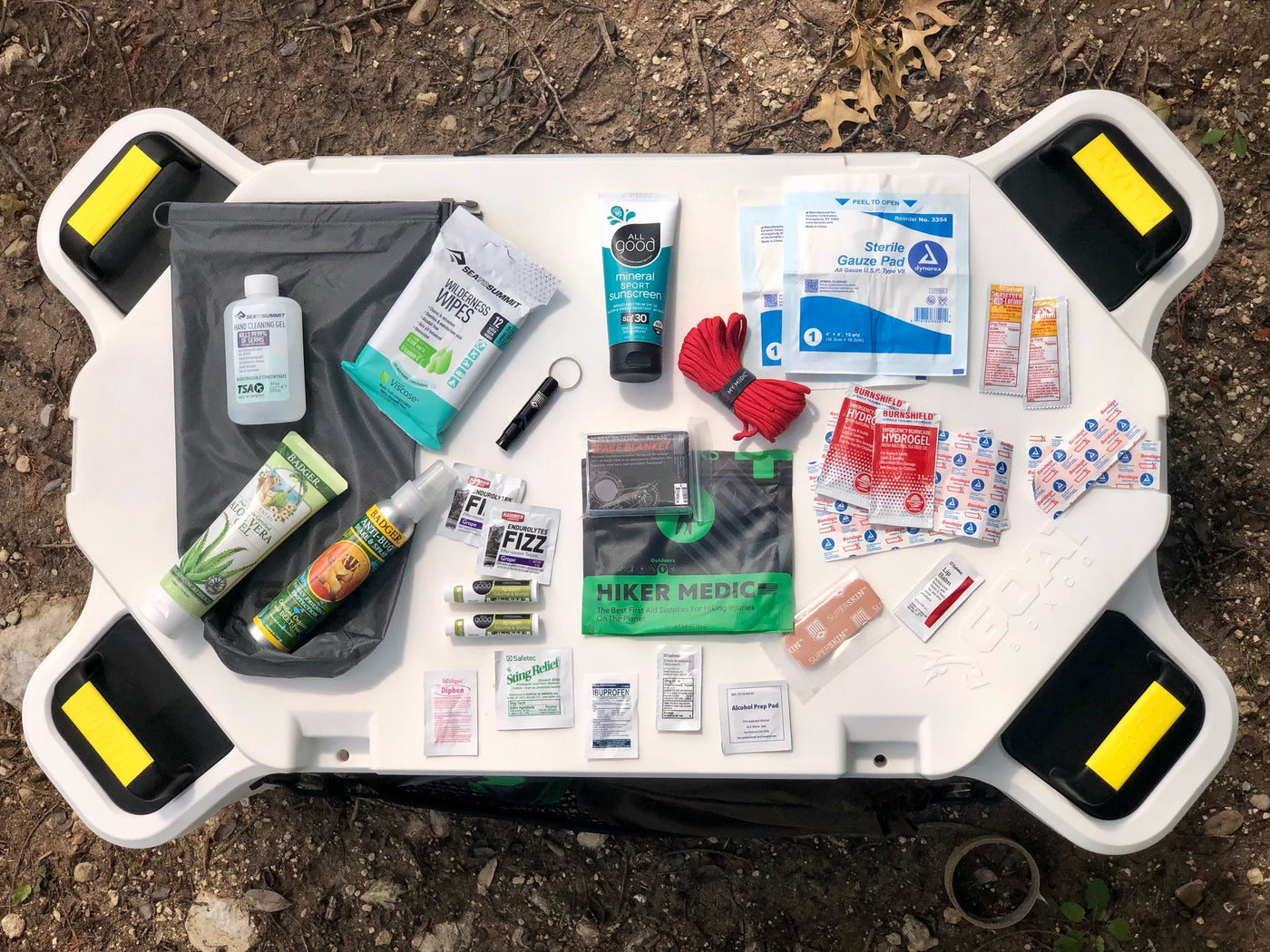 🎁 Sun, Bug + Med KIT (100% off)